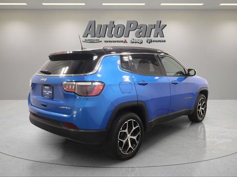 Used 2024 Jeep Compass Limited AWD/4WD image 7