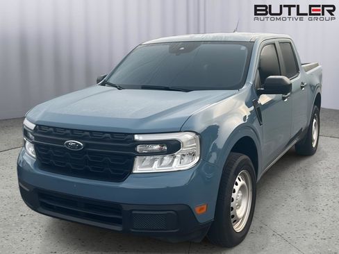 Used 2023 Ford Maverick XL image 3