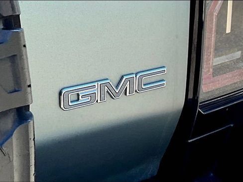 Used 2024 GMC Hummer EV 3X AWD/4WD image 24