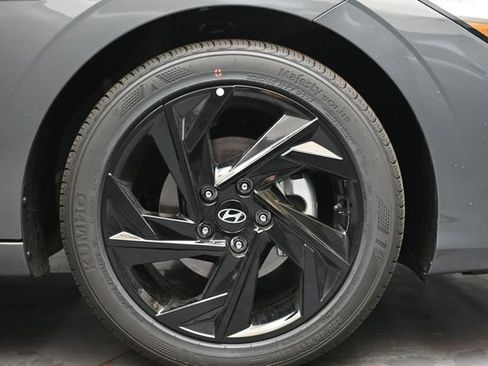 Used 2026 Hyundai Elantra Sport FWD image 10