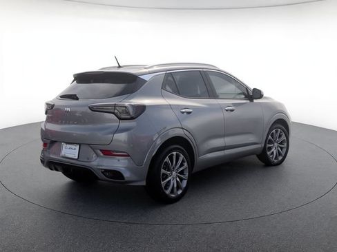 Used 2025 Buick Encore GX Avenir w/ Avenir Convenience Package FWD image 5