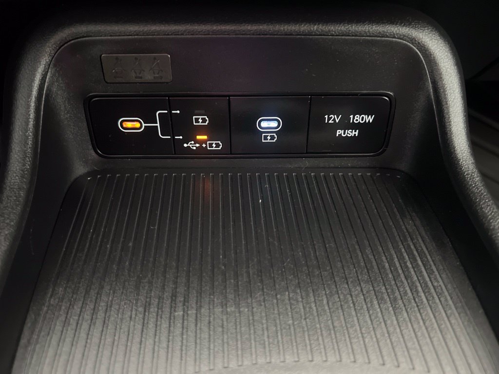 Used 2025 Hyundai Kona SEL AWD/4WD image 63