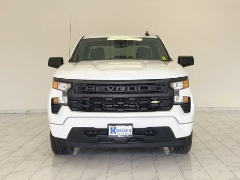Used 2022 Chevrolet Silverado 1500 Custom RWD image 2