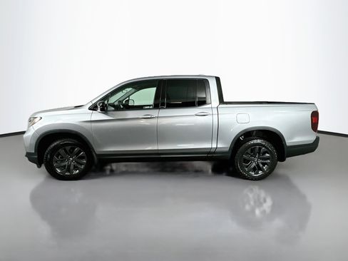 Used 2023 Honda Ridgeline Sport image 4