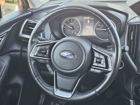 Used 2023 Subaru Forester Premium image 33