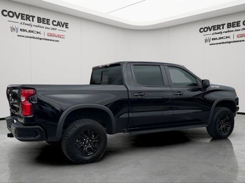 Used 2023 Chevrolet Silverado 1500 ZR2 w/ Technology Package image 10