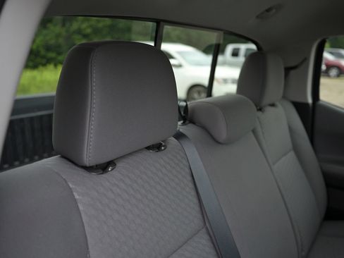 Used 2023 Toyota Tacoma SR5 AWD/4WD image 43