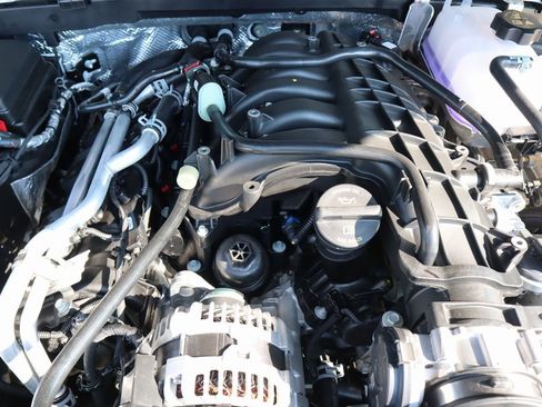 New 2025 Jeep Wrangler Unlimited Rubicon w/ Convenience Group image 19