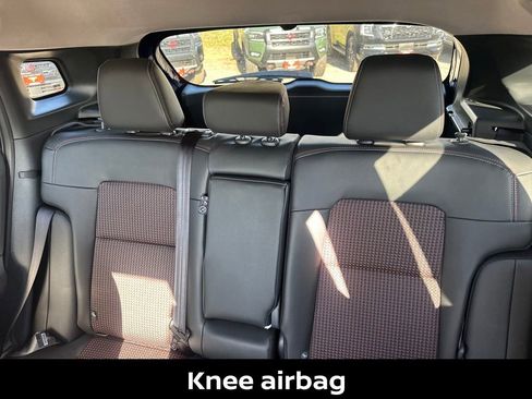 New 2026 Nissan Kicks SR FWD image 21
