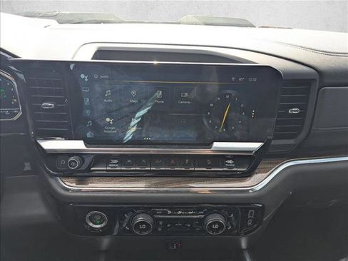 Used 2023 Chevrolet Silverado 1500 LT Trail Boss image 11