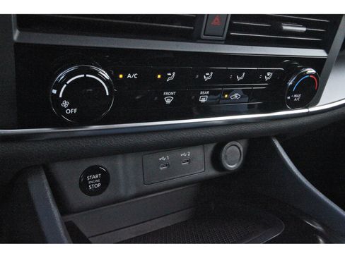 Certified 2024 Nissan Rogue S AWD/4WD image 26