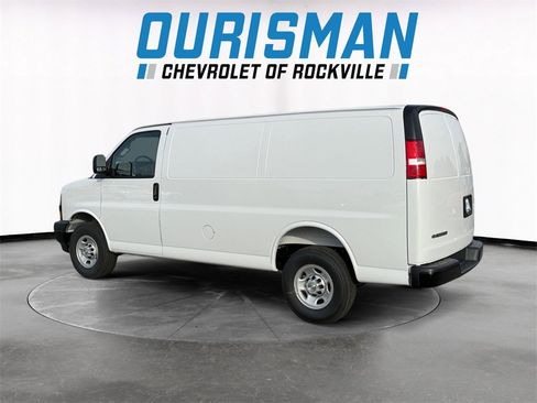New 2025 Chevrolet Express 2500 image 4