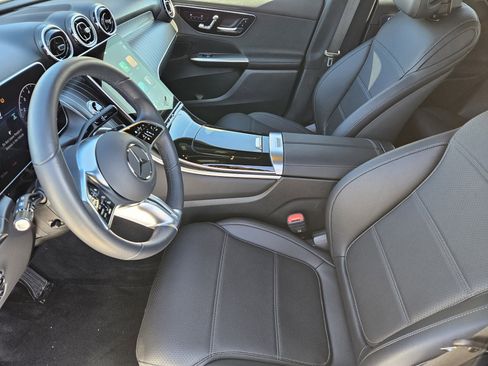 Certified 2025 Mercedes-Benz GLC 300 image 14