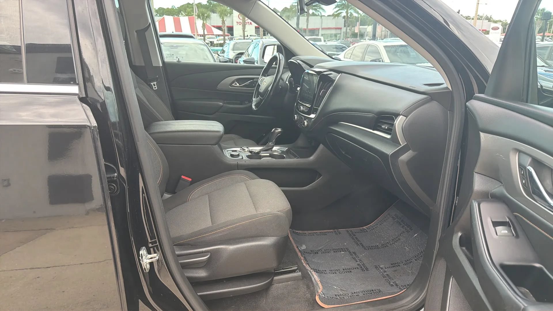 Used 2019 Chevrolet Traverse LT AWD/4WD image 21