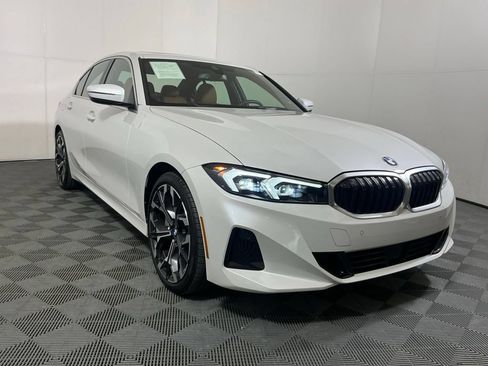 Certified 2025 BMW 330i Sedan w/ Convenience Package RWD image 4