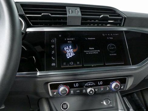 Used 2025 Audi Q3 2.0T Premium w/ Convenience Package image 12