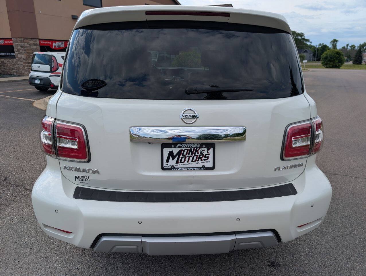 Used 2018 Nissan Armada Platinum w/ Captain Seat Package AWD/4WD image 8