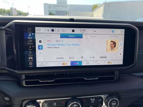 Used 2025 Jeep Wrangler Unlimited Rubicon 4xe w/ Technology Group image 28