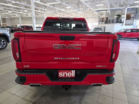 Used 2021 GMC Sierra 1500 AT4 w/ AT4 Preferred Package image 5