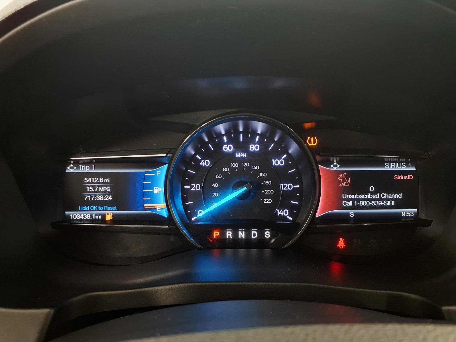 Used 2018 Ford Explorer XLT w/ Equipment Group 201A FWD image 14