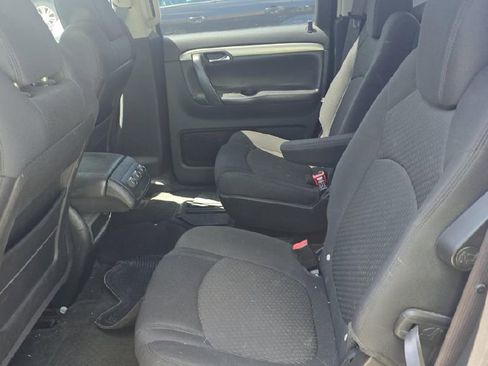 Used 2009 Saturn Outlook XE w/ Preferred Package image 11