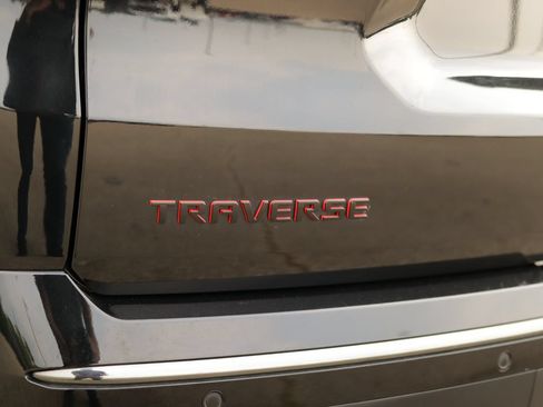 Used 2020 Chevrolet Traverse Premier w/ Redline Edition FWD image 40