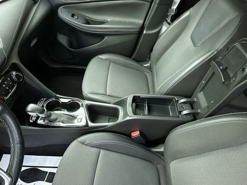 Certified 2023 Buick Encore GX Preferred w/ Cold Weather Comfort Package AWD/4WD image 27