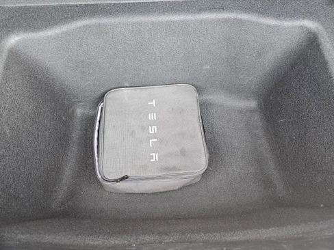 Used 2021 Tesla Model 3 Standard Range Plus image 6