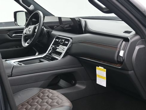 New 2026 Nissan Armada Platinum AWD/4WD image 6