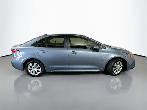 Used 2020 Toyota Corolla LE FWD image 8