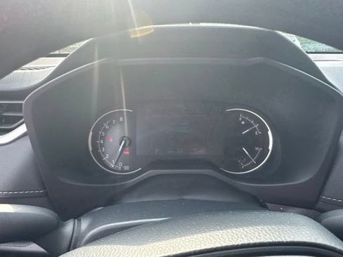 Used 2024 Toyota RAV4 XLE FWD image 13
