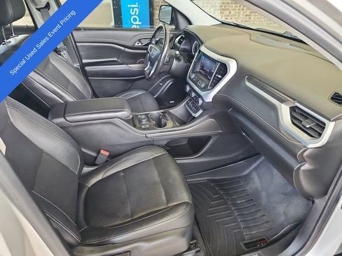 Used 2020 GMC Acadia SLT w/ LPO, Floor Liner Package FWD image 12