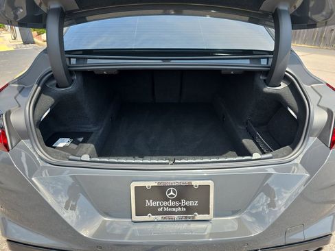 Used 2025 BMW M8 Competition w/ M Carbon Exterior Package AWD/4WD image 14