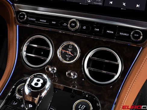 Used 2024 Bentley Continental GT AWD/4WD image 29