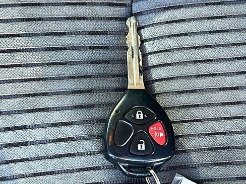 Used 2018 Toyota 4Runner SR5 image 29