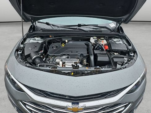 Used 2025 Chevrolet Malibu LT FWD image 38