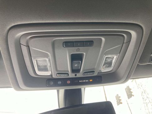 Used 2020 Chevrolet Silverado 1500 LT w/ Texas Edition image 28