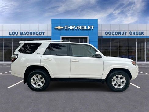Used 2024 Toyota 4Runner SR5 image 9