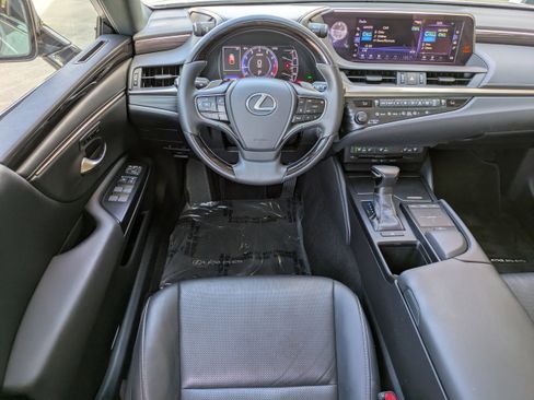 Used 2020 Lexus ES 350 w/ Premium Package image 12