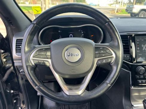 Used 2022 Jeep Grand Cherokee Limited w/ Trailer Tow Group IV image 24