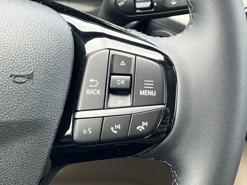 Certified 2022 Ford Escape Titanium FWD image 22