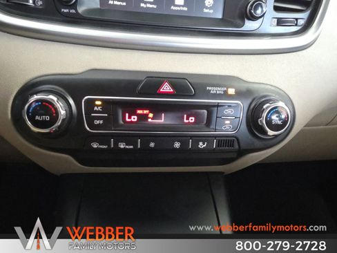 Used 2019 Kia Sorento AWD V6 image 19