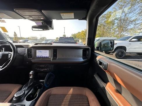 Used 2022 Ford Bronco Outer Banks w/ Sasquatch Package AWD/4WD image 28
