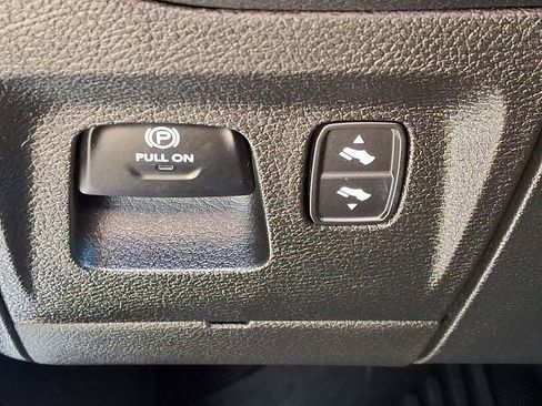 Used 2023 RAM 1500 Laramie image 29