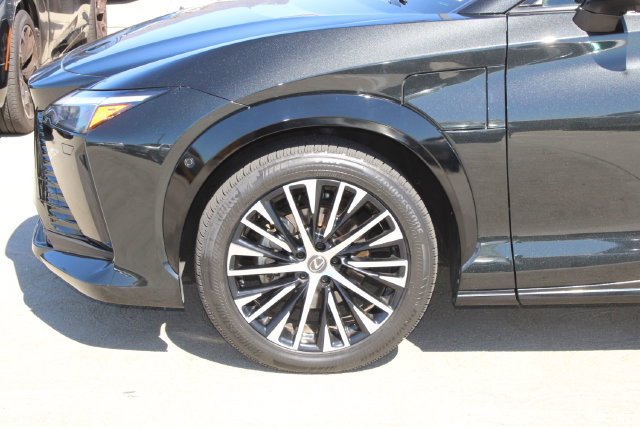 Certified 2023 Lexus RZ 450e Premium w/ Accessory Package (Z1) AWD/4WD image 4