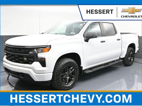 Used 2022 Chevrolet Silverado 1500 Custom image 1
