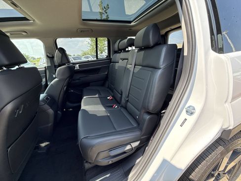 Certified 2026 Hyundai Santa Fe Limited AWD/4WD image 24