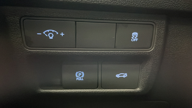 Used 2025 Hyundai Sonata SEL FWD image 31