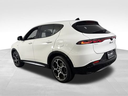 Used 2024 Alfa Romeo Tonale Ti AWD/4WD image 9
