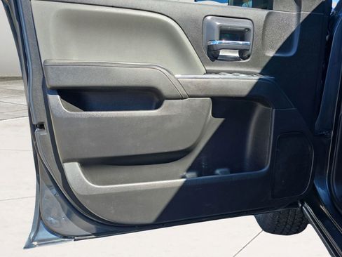 Used 2019 Chevrolet Silverado 2500 W/T AWD/4WD image 11